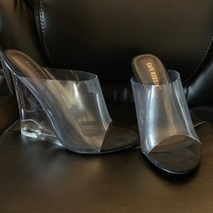 EGO Wedge Mule (lemonade Perspex)